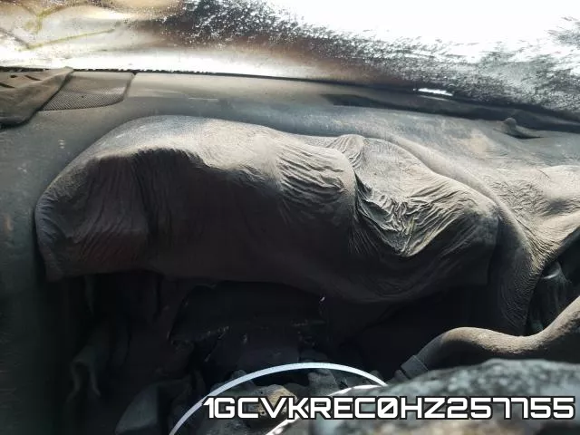 1GCVKREC0HZ257755 фото 9