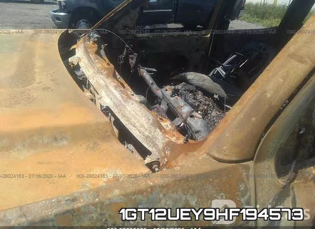 1GT12UEY9HF194573 фото 10