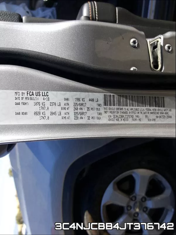 3C4NJCBB4JT376742 фото 2