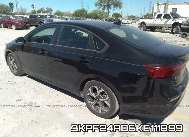 3KPF24AD6KE111899 фото 4