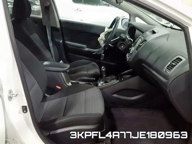 3KPFL4A77JE180963 фото 6