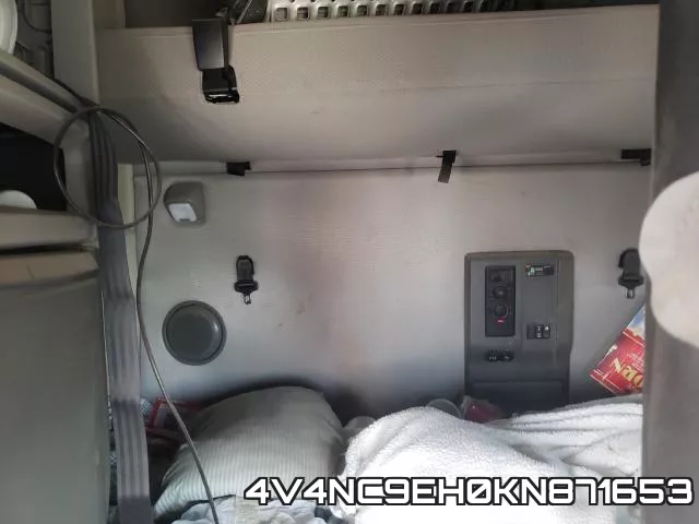 4V4NC9EH0KN871653 фото 7