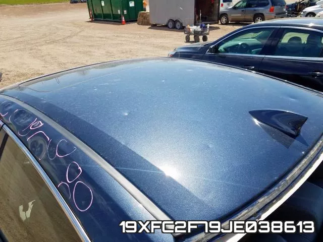 19XFC2F79JE038613 фото 10