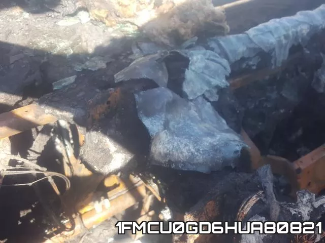1FMCU0GD6HUA80821 фото 9