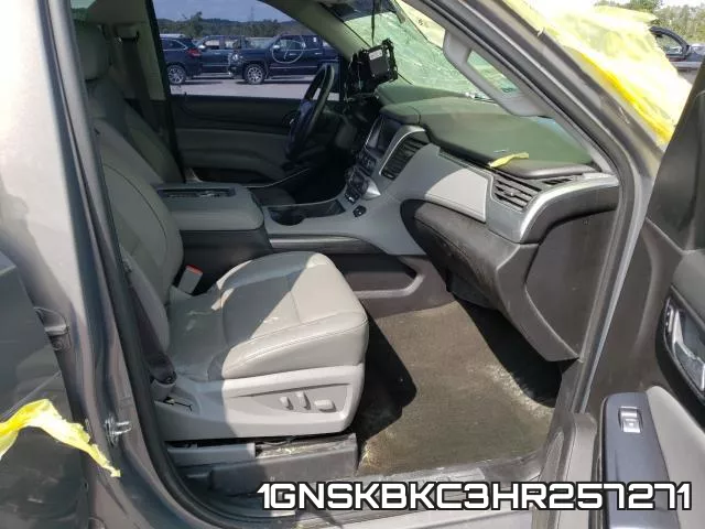 1GNSKBKC3HR257271 фото 6