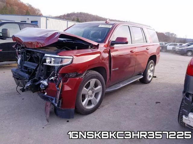 1GNSKBKC3HR357225 фото 3