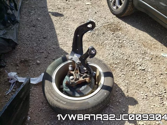 1VWBA7A32JC009304 фото 10