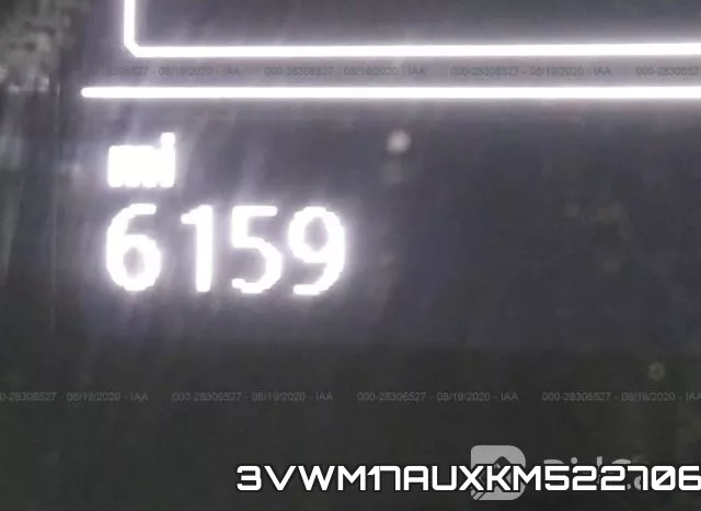3VWM17AUXKM522706 фото 8