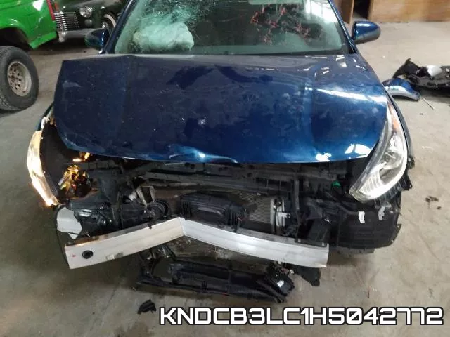 KNDCB3LC1H5042772 фото 8