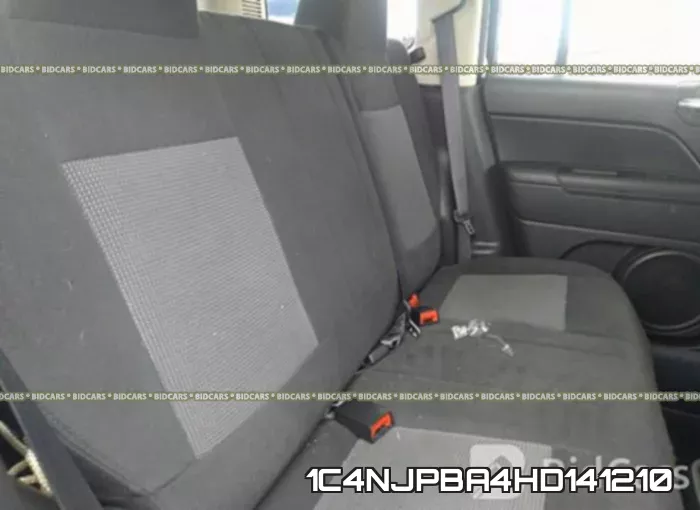 1C4NJPBA4HD141210 фото 9