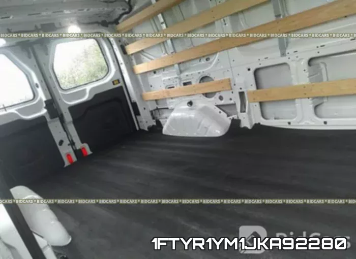 1FTYR1YM1JKA92280 фото 9