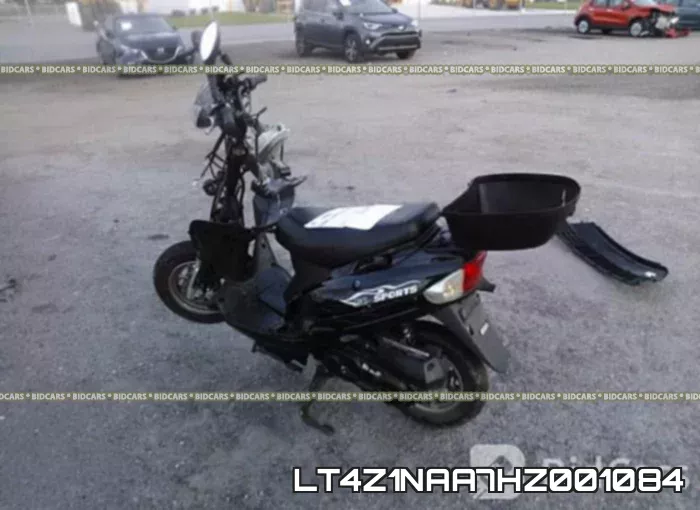 LT4Z1NAA7HZ001084 фото 4