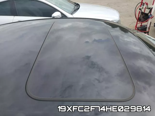 19XFC2F74HE029814 фото 10