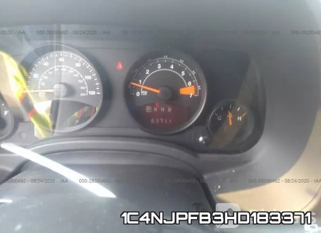 1C4NJPFB3HD183371 фото 8