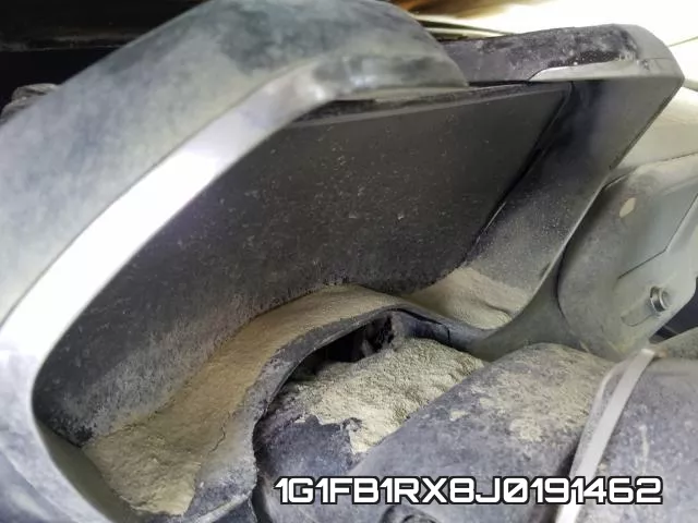 1G1FB1RX8J0191462 фото 9
