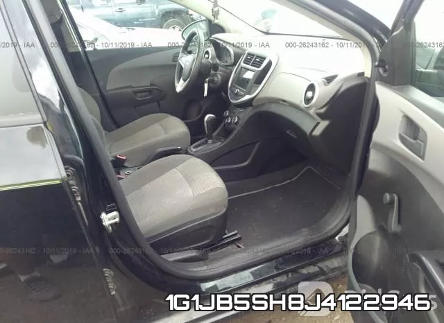 1G1JB5SH8J4122946 фото 6