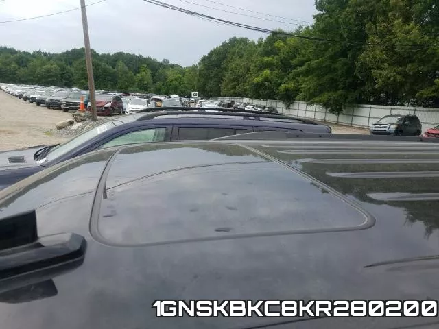 1GNSKBKC8KR280200 фото 2
