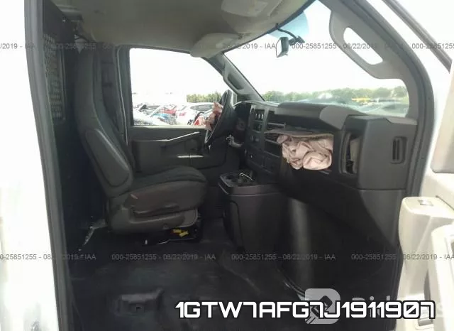 1GTW7AFG7J1911907 фото 6