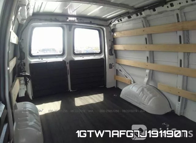 1GTW7AFG7J1911907 фото 9