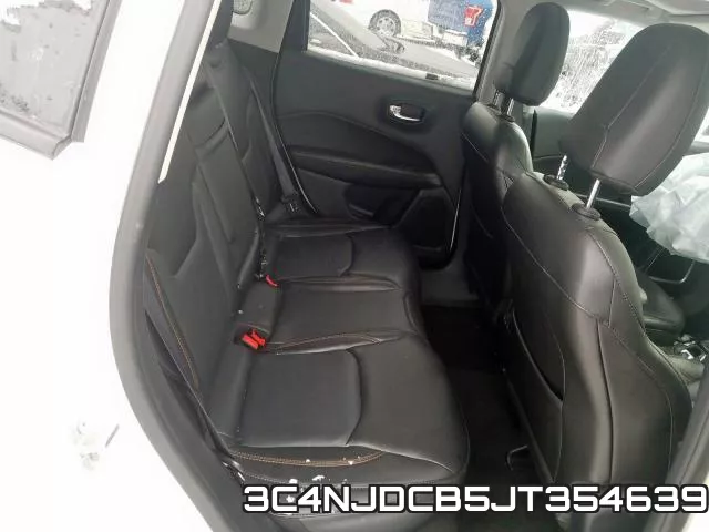 3C4NJDCB5JT354639 фото 7