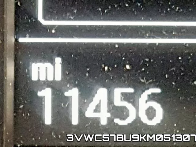 3VWC57BU9KM051307 фото 9