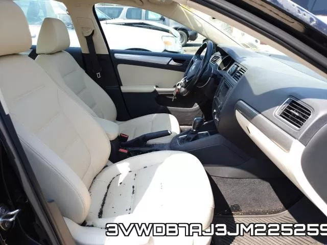 3VWDB7AJ3JM225259 фото 6