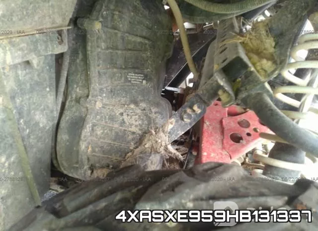 4XASXE959HB131337 фото 10
