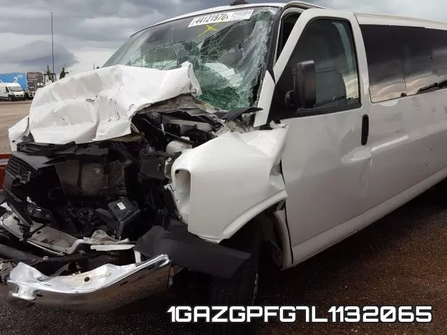 1GAZGPFG7L1132065 фото 9