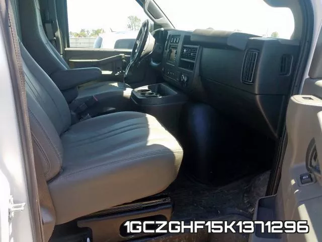 1GCZGHF15K1371296 фото 6