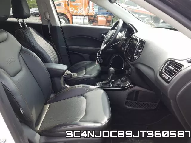 3C4NJDCB9JT360587 фото 6