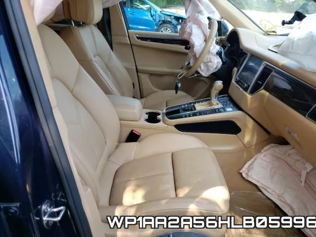 WP1AA2A56HLB05996 фото 6