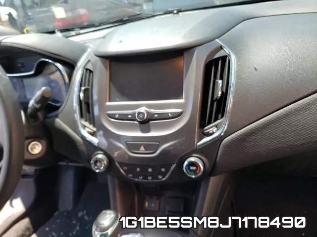 1G1BE5SM8J7178490 фото 10