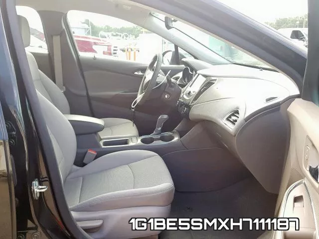 1G1BE5SMXH7111187 фото 6