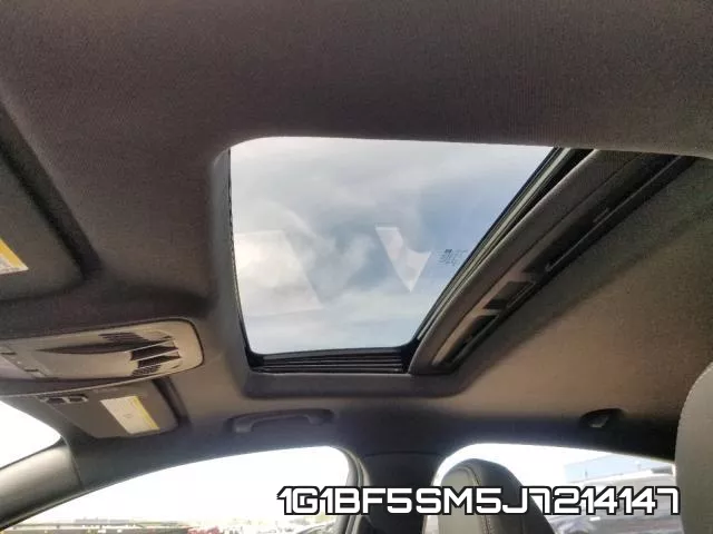 1G1BF5SM5J7214147 фото 10