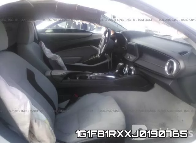 1G1FB1RXXJ0190765 фото 6
