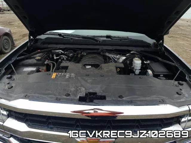 1GCVKREC9JZ102689 фото 8