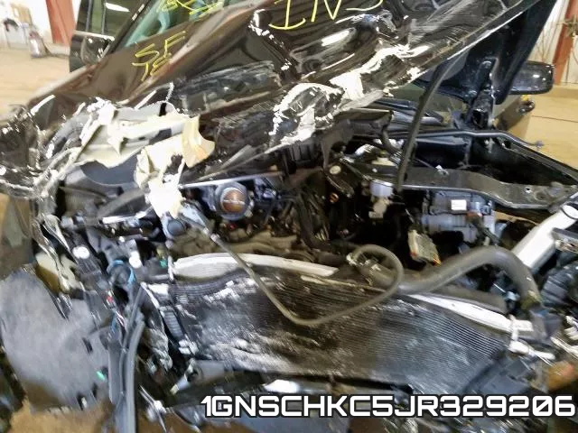 1GNSCHKC5JR329206 фото 8