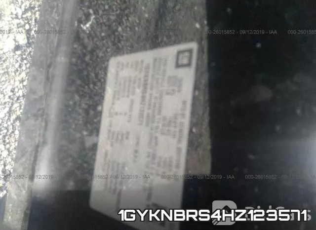 1GYKNBRS4HZ123571 фото 10