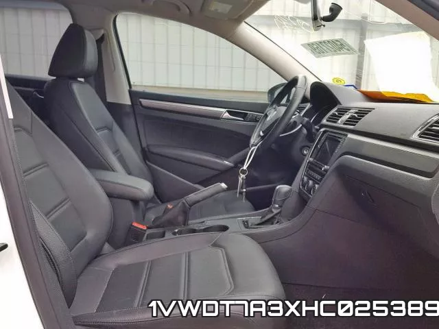 1VWDT7A3XHC025389 фото 6