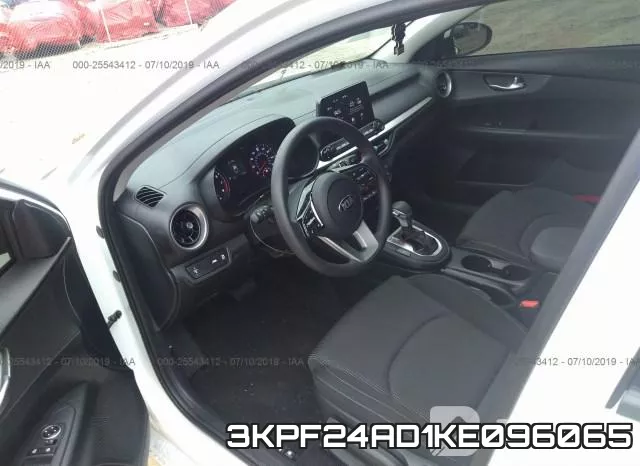 3KPF24AD1KE096065 фото 6
