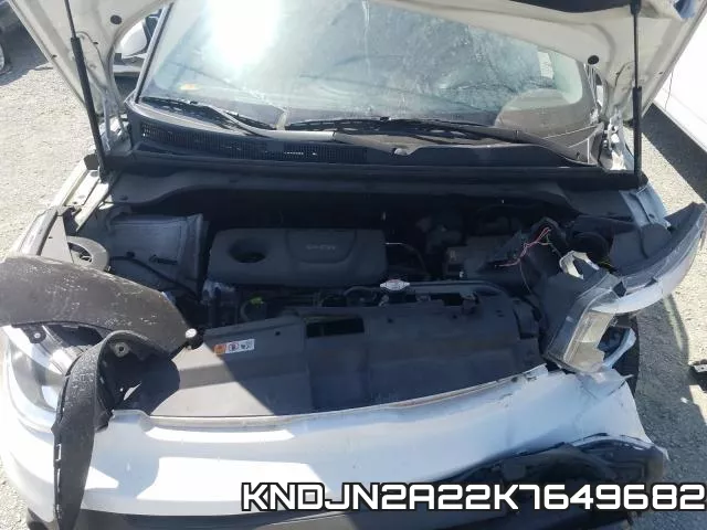 KNDJN2A22K7649682 фото 8