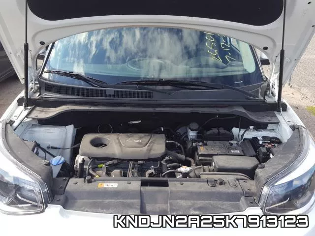 KNDJN2A25K7913123 фото 8