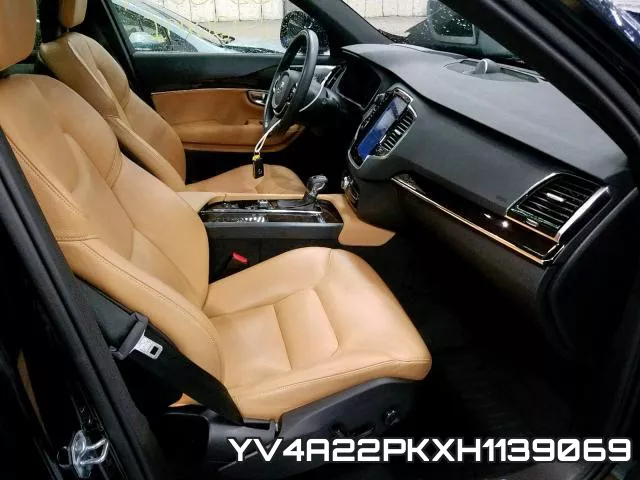 YV4A22PKXH1139069 фото 6