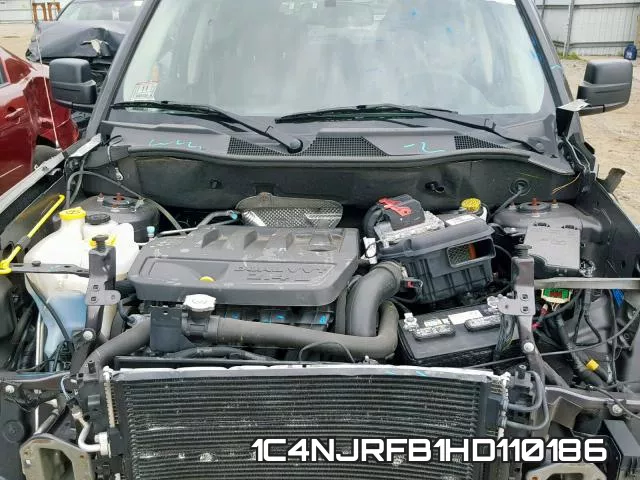1C4NJRFB1HD110186 фото 8