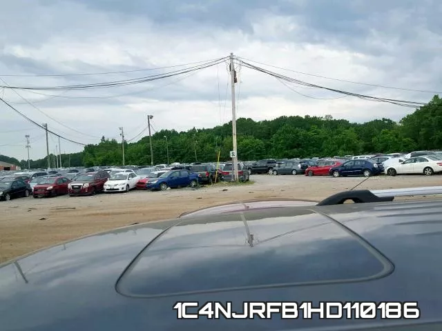 1C4NJRFB1HD110186 фото 10