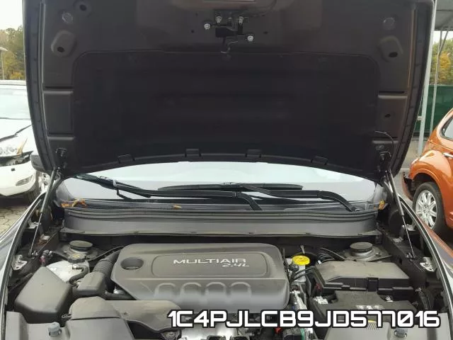 1C4PJLCB9JD577016 фото 8