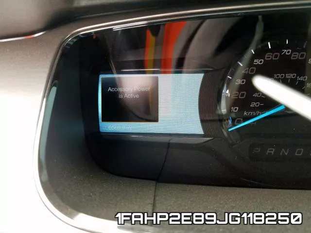 1FAHP2E89JG118250 фото 9