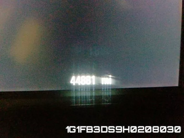 1G1FB3DS9H0208030 фото 9