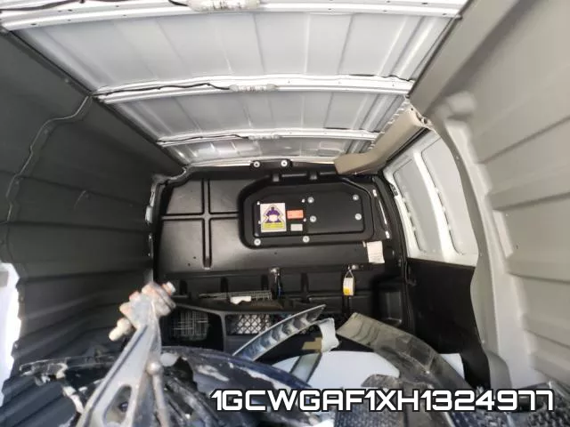 1GCWGAF1XH1324977 фото 2