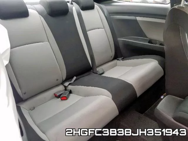 2HGFC3B38JH351943 фото 7